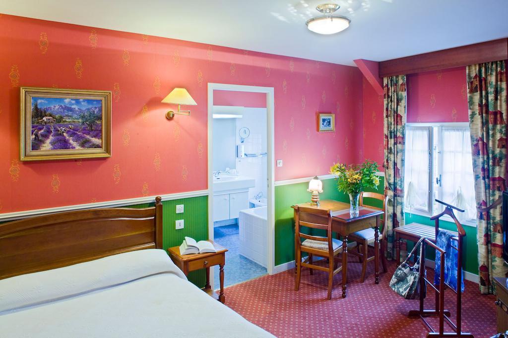Au Relais Du Porhoet Guilliers Room photo